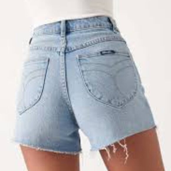 Rollas Duster High Waisted  Dark Wash Cut Off Shorts Size 30 - Picture 1 of 9